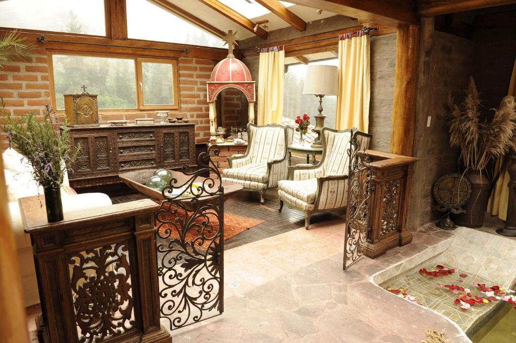 Hacienda Rumiloma Quito Room photo